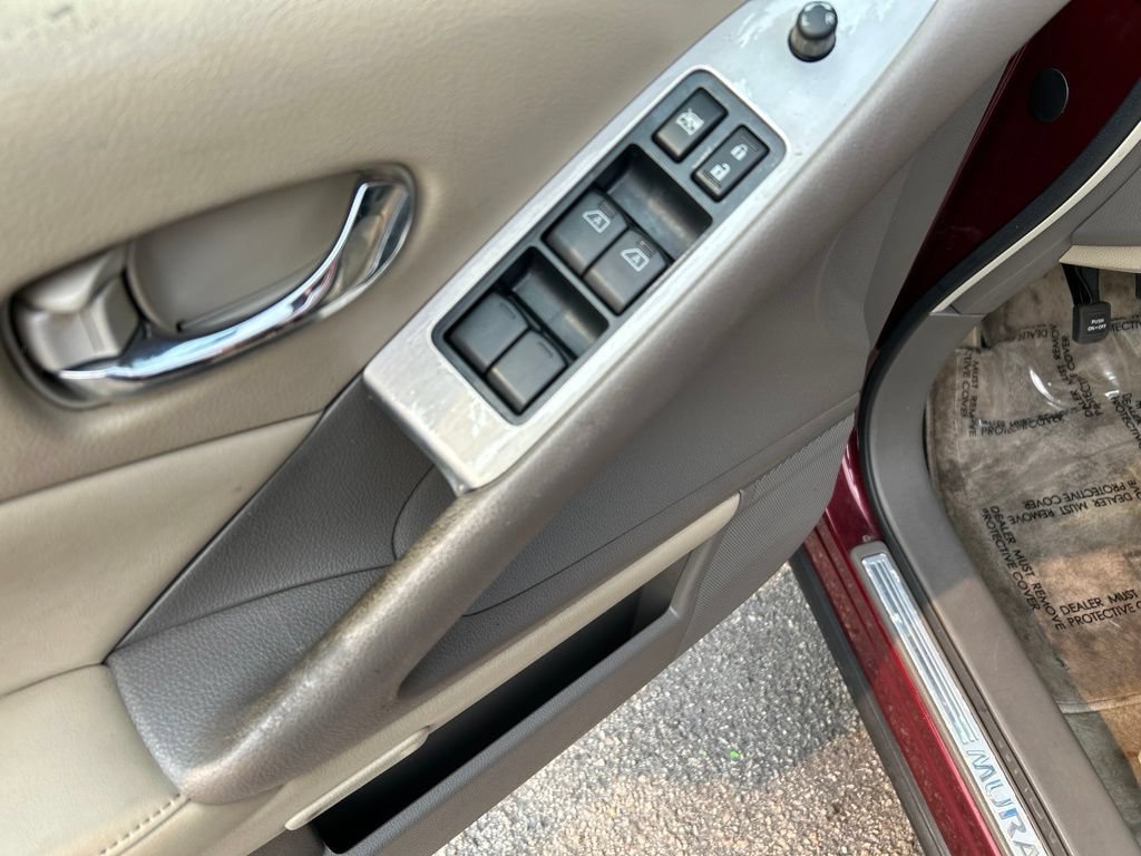 Used 2011 Nissan Murano SL w/ Navigation Pkg AWD/4WD image 13