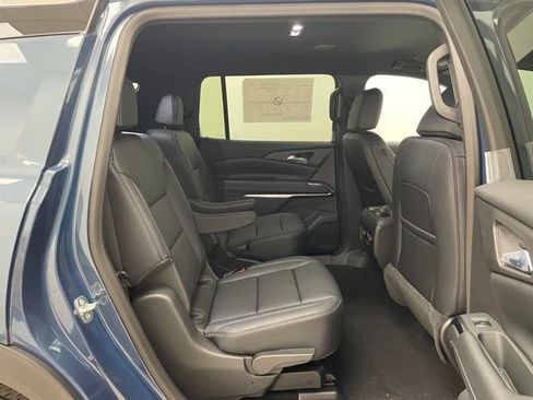 New 2026 Chevrolet Traverse LT w/ Driver Confidence Package AWD/4WD image 15