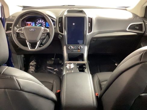 Used 2022 Ford Edge SEL w/ Convenience Package image 18