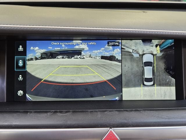 Used 2021 Genesis G90 3.3T Premium RWD image 13