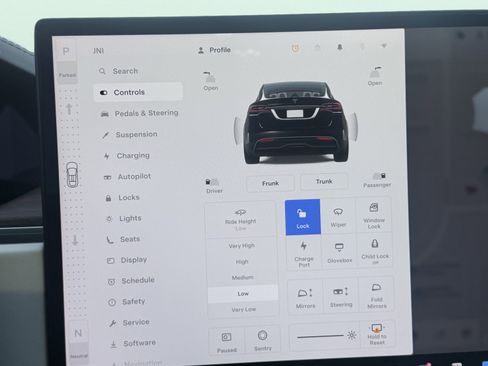 Used 2023 Tesla Model X image 66