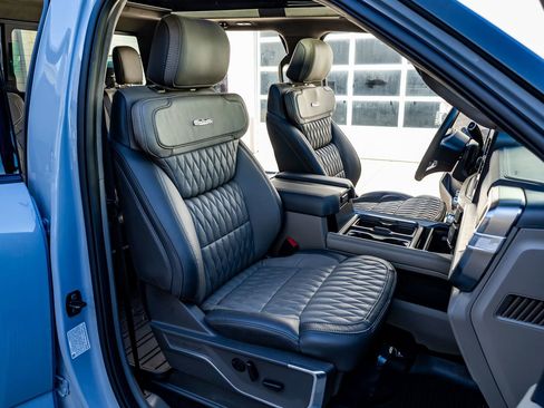 Used 2026 Ford F450 Platinum w/ Platinum Plus Package image 31