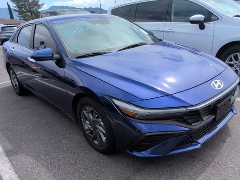 Used 2024 Hyundai Elantra SEL FWD image 9