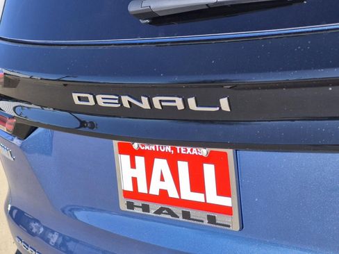 New 2026 GMC Acadia Denali w/ Super Cruise Package FWD image 6