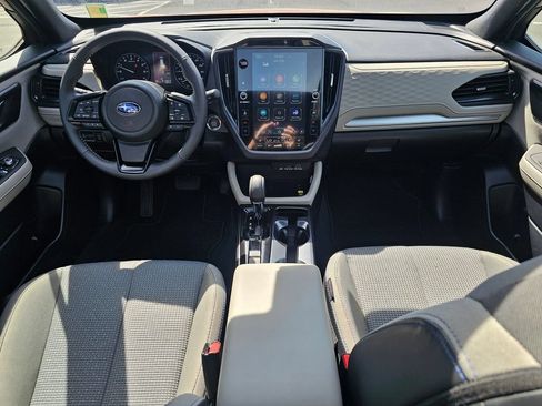 Used 2026 Subaru Forester Premium AWD/4WD image 17