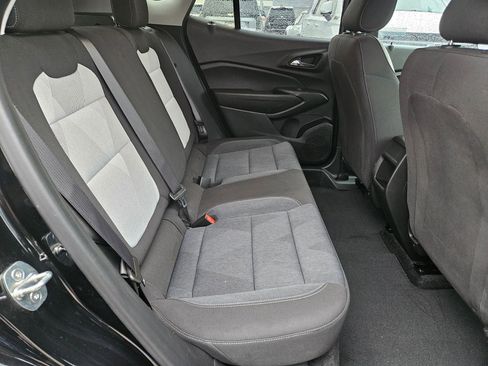 Used 2024 Chevrolet Trax LS FWD image 29