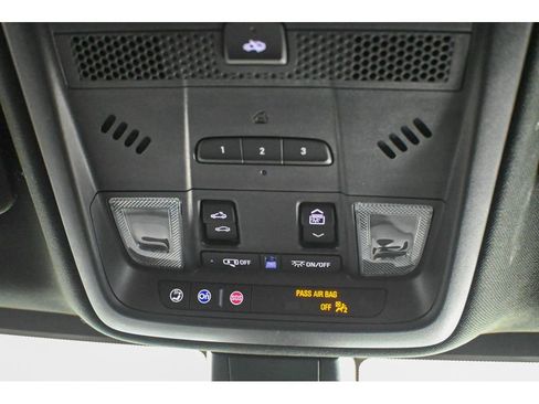 Used 2022 Cadillac XT5 Premium Luxury image 56