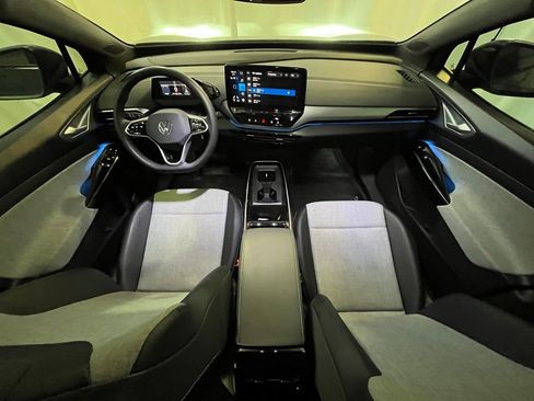 Used 2023 Volkswagen ID.4 Pro image 13