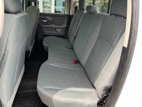 Used 2016 RAM 1500 Classic SLT AWD/4WD image 14