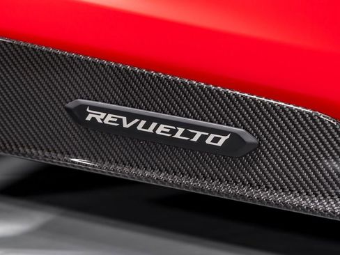 Used 2025 Lamborghini Revuelto AWD/4WD image 48