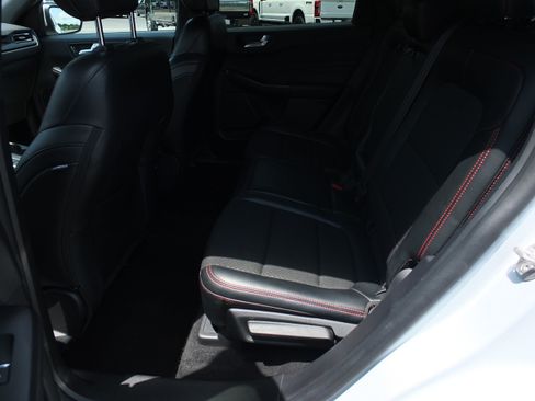 Used 2025 Ford Escape ST-Line Select AWD/4WD image 12
