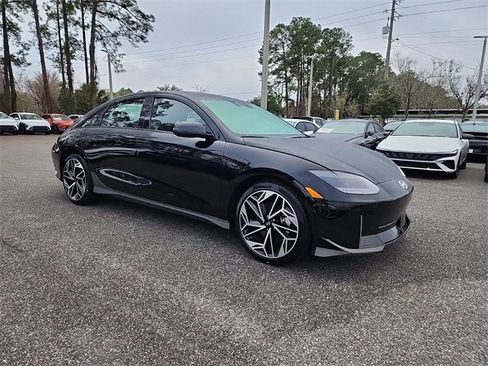 New 2025 Hyundai Ioniq 6 Limited image 1