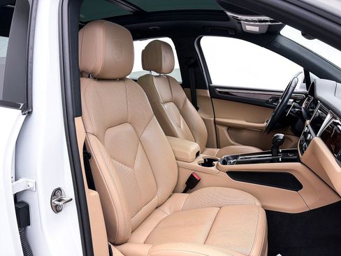 Used 2023 Porsche Macan S image 38