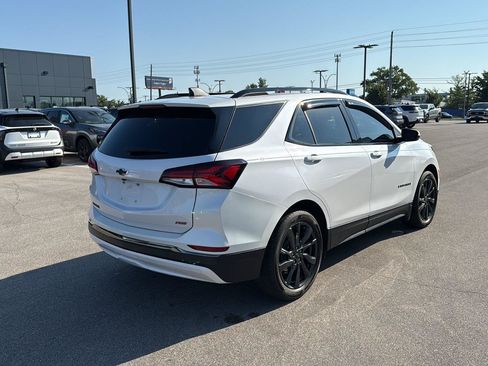 Used 2023 Chevrolet Equinox RS w/ RS Leather Package FWD image 3