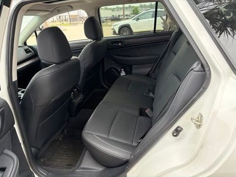 Used 2019 Subaru Outback 2.5i Limited AWD/4WD image 20