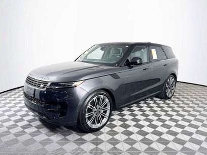 Used 2025 Land Rover Range Rover Sport SE