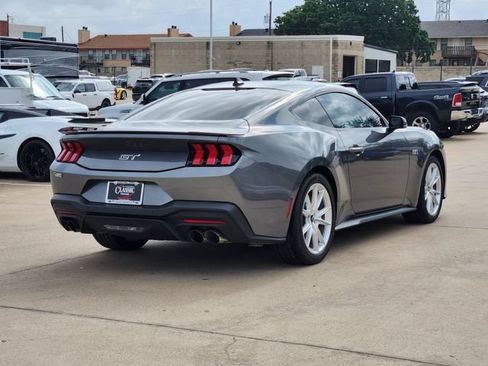 Used 2025 Ford Mustang GT Premium RWD image 14