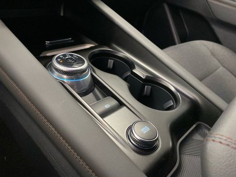 New 2025 Ford Explorer Active image 25