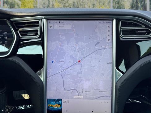 Used 2014 Tesla Model S RWD image 25