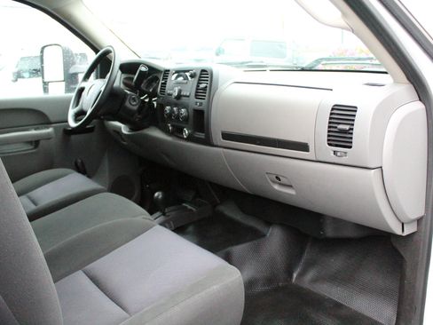 Used 2011 Chevrolet Silverado 3500 W/T w/ Snow Plow Prep Package AWD/4WD image 24