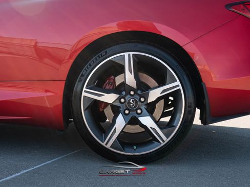 Used 2018 INFINITI Q60 Red Sport 400 w/ Pro Active Package image 12