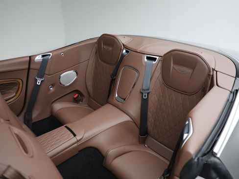 New 2026 Aston Martin DB12 Convertible image 31