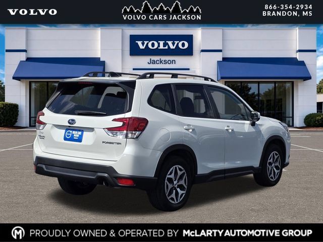 Used 2024 Subaru Forester Premium AWD/4WD image 4