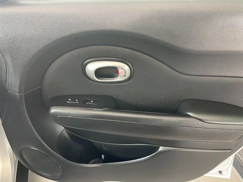 Used 2014 Kia Soul image 26