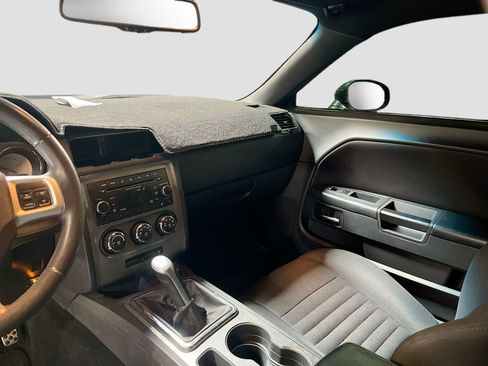 Used 2013 Dodge Challenger R/T RWD image 20