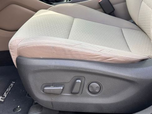 Used 2019 Hyundai Tucson Sport w/ Cargo Package image 27