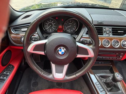 Used 2009 BMW Z4 sDrive30i RWD image 24
