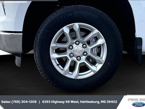 Used 2023 Chevrolet Silverado 1500 LT image 7