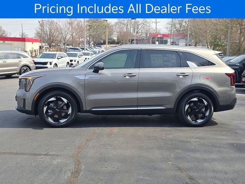 New 2026 Kia Sorento EX AWD/4WD image 6