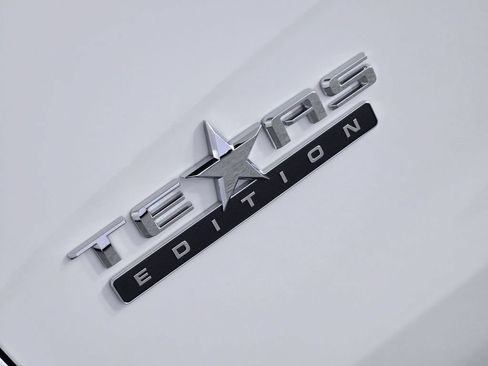 New 2026 Chevrolet Silverado 1500 LT w/ Texas Edition Plus RWD image 12