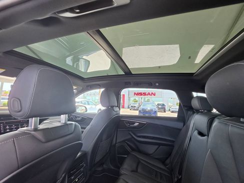 Used 2025 Audi Q7 3.0T Premium Plus AWD/4WD image 17