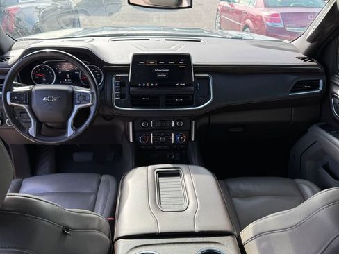 Used 2021 Chevrolet Tahoe Z71 w/ Z71 Off-Road Package image 13