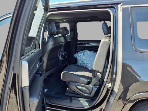 New 2026 Jeep Grand Wagoneer L Limited AWD/4WD image 25