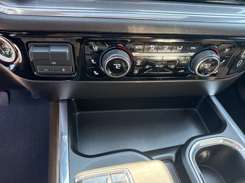 Certified 2024 Chevrolet Silverado 1500 High Country w/ Technology Package AWD/4WD image 19