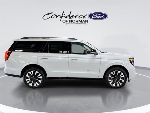 New 2026 Ford Expedition Platinum w/ Driver's Package image 10