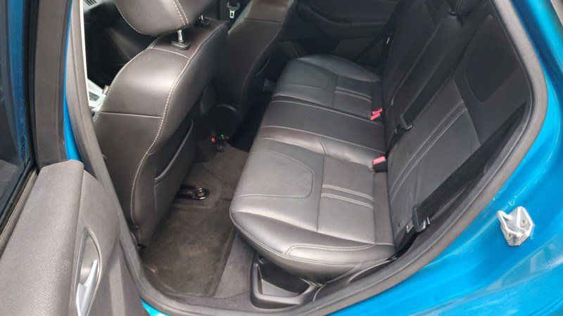 Used 2014 Ford Focus SE w/ Equipment Group 201A FWD image 17