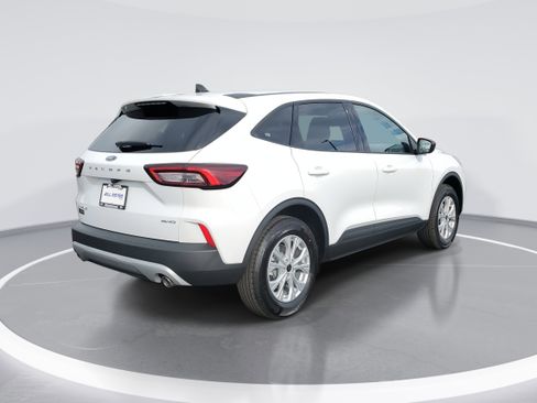 New 2026 Ford Escape Active w/ Cold Weather Package image 3