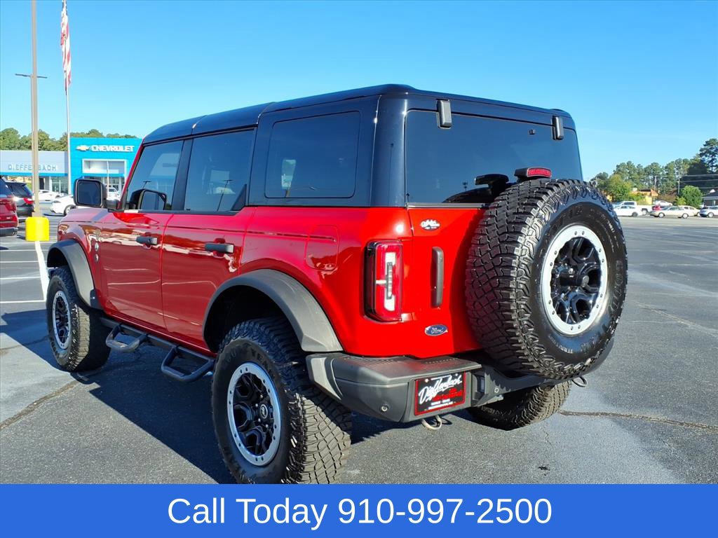 Used 2024 Ford Bronco Badlands w/ Sasquatch Package AWD/4WD image 3