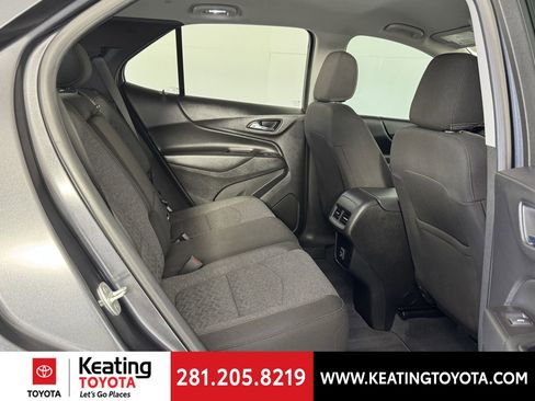 Used 2022 Chevrolet Equinox LT image 18