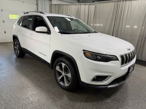 Used 2019 Jeep Cherokee Limited AWD/4WD image 3