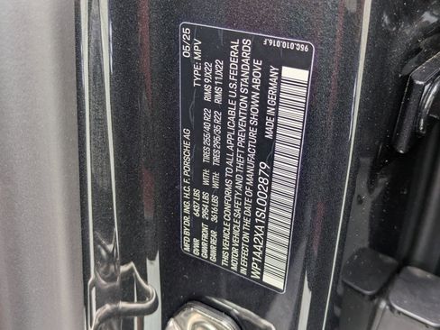 New 2025 Porsche Macan 4 Electric image 28