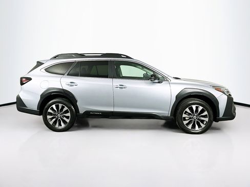 Used 2023 Subaru Outback Limited image 10
