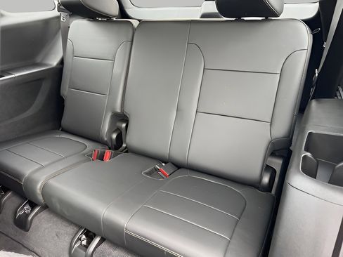 Used 2019 Chevrolet Traverse Premier image 30