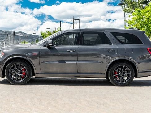 Used 2018 Dodge Durango SRT w/ SRT Interior Appearance Group AWD/4WD image 3