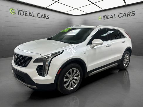 Used 2019 Cadillac XT4 Premium Luxury w/ Cold Weather Package FWD image 1