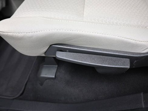 Used 2018 Ford Escape SE w/ SE Sync 3 Package image 25